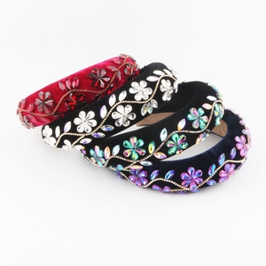 Elegant Wide Padded Velvet Rhinestone Floral Headband Retro High Top Sponge Hair Hoop Fashion Hair Accessories For Women Party