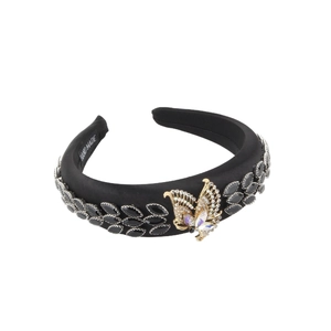 Serre-tête rembourré noir élégant avec papillon étincelant et ornements en cristal