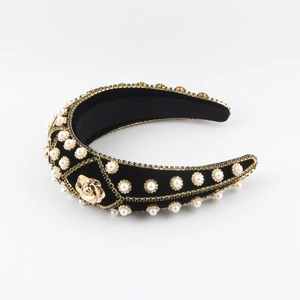 Baroque black velvet padded headband with gold chain and artificial pearls decoration