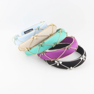 Luxuriöses Satin Schwamm Gepolstertes Haarband Mit Legierung Kette Und Strass Verzierung Vintage Geflochtenes Kopfband Damen Haarschmuck
