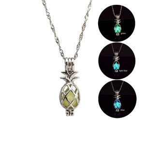 Luminous Pineapple Pendant Necklace Alloy Glow In The Dark Hollow Fruit Jewelry For Valentine's Day Gift Women Accessory