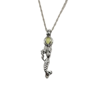 Luminous mermaid pendant necklace in silver finish with a glow-in-the-dark green bead