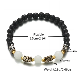 Bracelet en perles d'obsidienne lumineuse avec charmes celtiques et pierres brillantes