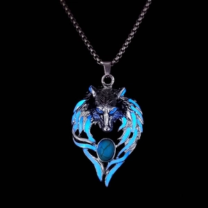 Vintage Hip Hop Wolf Head Luminous Pendant Necklace For Men Alloy Artificial Turquoise Glow In The Dark Punk Gothic Jewelry