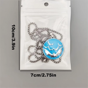 Détails du collier pendentif chauve-souris phosphorescent avec dimensions et mesures précises