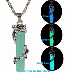 Luminous dragon pendant necklace with glow-in-the-dark stone for men in hip hop style