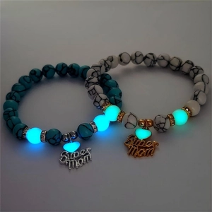 Luminous heart beaded bracelets with turquoise stone and Super Mom metal pendant