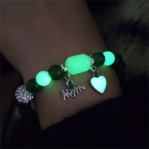 Luminous Glass Bead Bracelet With Heart Mom Charm For Women Rhinestone Embellished Glow In The Dark Elastic Beaded Jewelry Gift