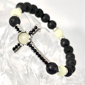 Bracciale a croce luminosa con pietre laviche nere e design vintage con cristalli