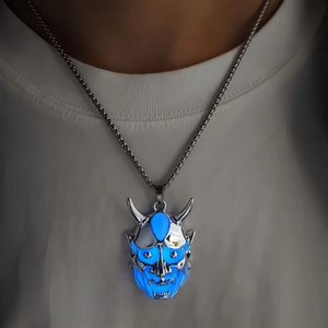 Pendaglio maschera fantasma luminoso con catena in acciaio inossidabile per moda hip hop