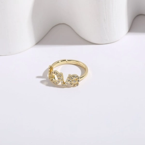 Bague d'amour ajustable plaquée or 14 carats avec oxydes de zirconium brillants