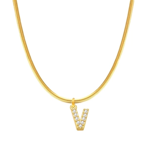 Collana a catena serpente dorata con ciondolo lettera V con zirconi scintillanti