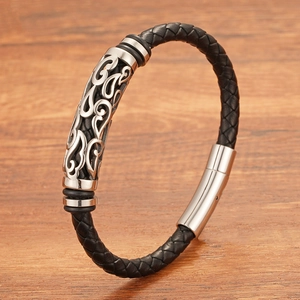 Bracciale da uomo in pelle intrecciata nera 6mm con decorazione vintage in metallo