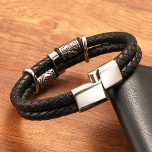 Men's double-layered black leather Viking bracelet with engraved stainless steel beads
