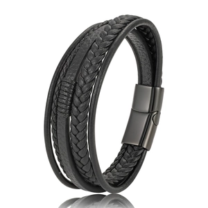 Handgefertigtes mehrlagiges schwarzes Lederarmband mit schwarzem Magnetverschluss aus Edelstahl