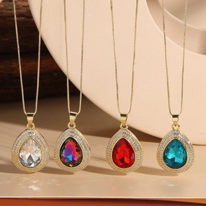 Collane con ciondolo a goccia in cristallo placcate oro 14K e zirconi in quattro colori