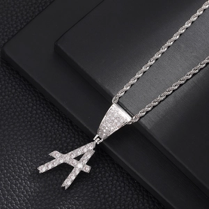 Hiphop zilveren letter A hanger ketting met pavé stenen en gedraaide ketting