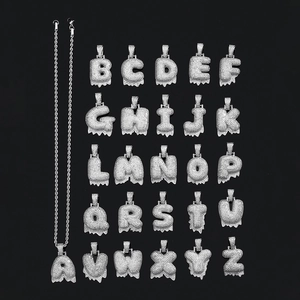 Collana con Pendente Lettera Bolla A-Z Iced Out Pendente Iniziale a Goccia in Rame con Zirconia e Catena a Corda Gioielli Hip Hop