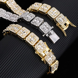 Men's hip-hop cuban link chain with sparkling zircons in gold and silver finishes