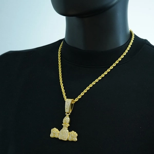 Collier pendentif sac d'argent hip hop avec chaîne torsadée dorée et zircons brillants