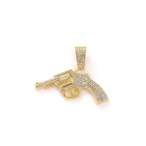 Colgante de pistola revólver dorado estilo hip hop con brillantes cristales y diamantes