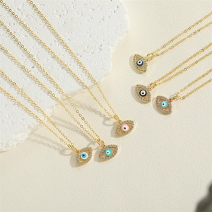 Collana malocchio dorata con zirconi incastonati in vari colori per donne