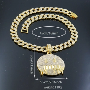 Collier hip hop doré avec pendentif smiley fondant et pierres en zircone cubique