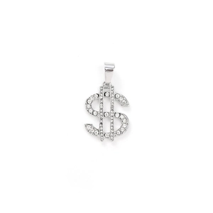 Pendentif signe dollar argenté serti de cristaux scintillants sur fond blanc