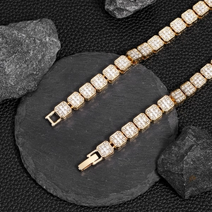 Chaîne cubaine de luxe plaquée or avec zircons carrés style hip-hop pour hommes et femmes