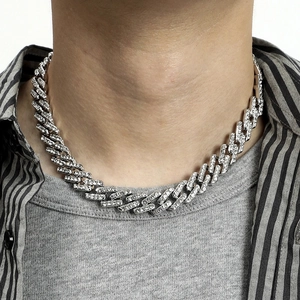 Collier Gourmette Hip Hop Strass pour Hommes Iced Out Plaqué Or Argent Alliage Géométrique Punk Bijoux Cadeau