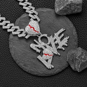 Collier pendentif NO LOVE hip-hop avec cœurs brisés rouges et chaîne cubaine argentée