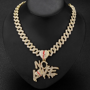 Collier hip-hop doré avec lettres No Love, cœur brisé glacé et chaîne cubaine maille