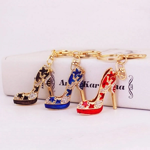 Porte-clés Chaussure à Talons Hauts Mignon Émail Étoile Fleur Pendentif Métal Plqué Or pour Sacs Clés de Voiture Bijoux Cadeau Femme
