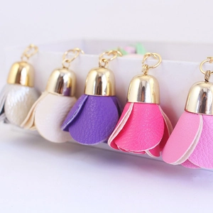 Porte-clés fleurs en cuir à la mode avec crochets dorés en cinq couleurs pastel