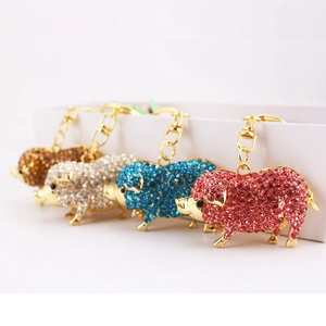Mignon Porte-clés Cochon en Strass Pendentif Animal en Alliage Charme de Sac Rose Bleu Blanc Incrusté de Strass Anneau de Clé Cadeau Pour Femmes