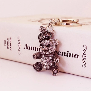 Porte-clés Ours en Peluche avec Couronne en Alliage de Zinc Vintage et Strass Pendentif de Sac Mignon Bijoux Femme Cadeau