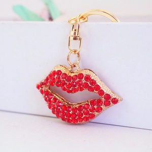 Fashion Sexy Red Lips Rhinestone Keychain For Women Gold Alloy Crystal Lip Bag Charm Pendant Sparkling Jewelry Gift Accessory