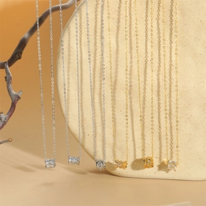 Minimalist Copper Zirconia Pendant Necklace For Women Elegant Electroplated Geometric Clavicle Chain Jewelry Accessory Gift