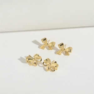 Pendientes de lazo bañados en oro de 14K con diseño 3D de metal pulido para mujer