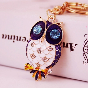 Charming crystal owl keychain with blue rhinestones and gold alloy for handbags