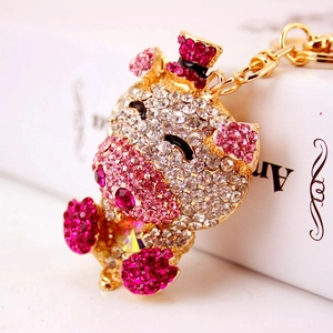 Creative crystal pig keychain with pink rhinestones and gold plating for women gift