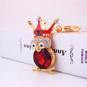 Porte-clés hibou scintillant avec pierre rouge et couronne dorée pour sac à main