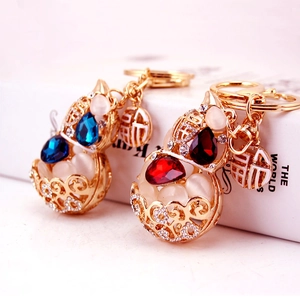 Chinese Style Gourd Keychain Zinc Alloy Hollow Fu Character Rhinestone Artificial Cat's Eye Stone Bag Hanging For Women
