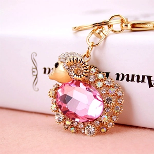 Cute Alloy Crystal Goat Keychain Sheep Animal Metal Pendant Bag Charm Rhinestone Inlaid Fashion Jewelry Key Ring For Women Gift