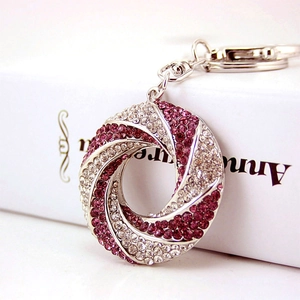 Creative crystal swirl keychain with pink and white rhinestones for bags and car keys