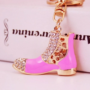 Portachiavi con Stivale di Strass Squisito Pendente a Stivale Martin in Smalto per Donna Ciondolo per Borsa Scintillante Anello Portachiavi in Lega di Zinco Regalo