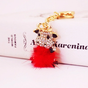 Cartoon Ox Keychain Rhinestone Cow Key Ring With Red Faux Fur Pom Pom For Women Bag Charm Pendant Gift