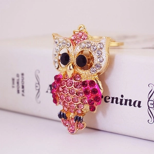 Porte-clés chouette étincelant avec strass roses et finition plaquée or