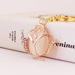 Cute Rose Flower Keychain With Cat's Eye Stone And Rhinestones Zinc Alloy Keyring For Women Bag Charm Jewelry Accessory