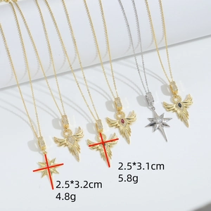 Collezione di collane con ciondolo Fenice e Stella Polare in finiture oro e argento